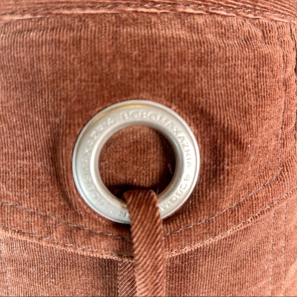 BCBGMaxazria skirt - Picture 3 of 10